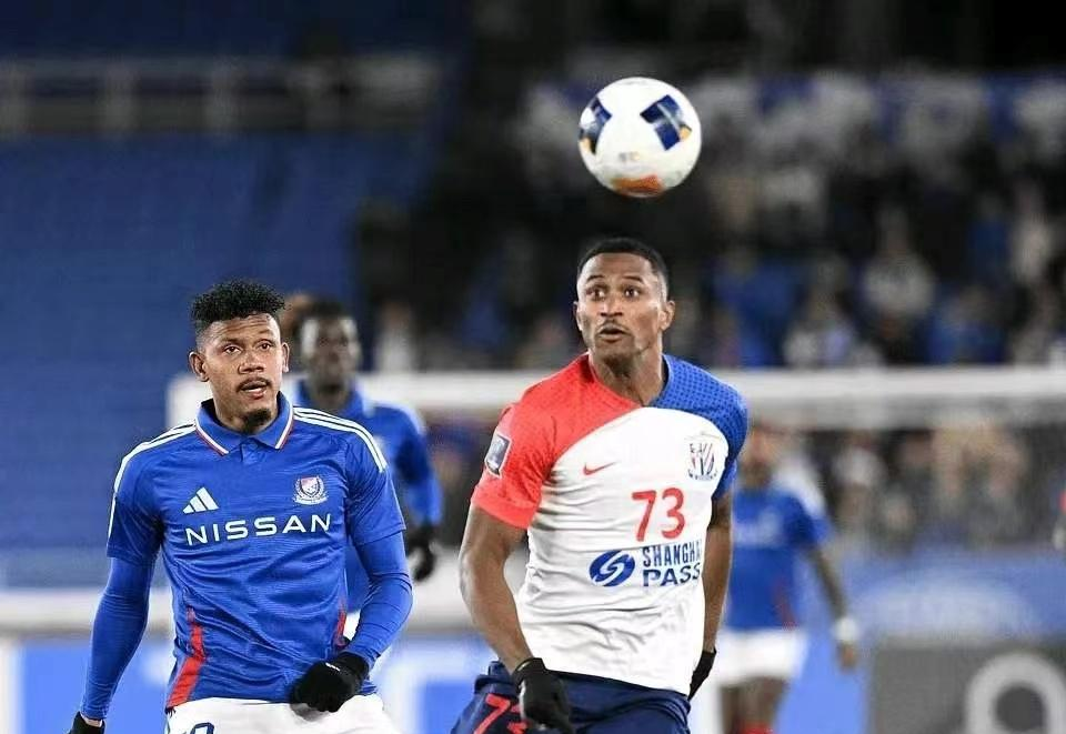 精彩对决,豪门球队各施全力争夺胜利!的简单介绍 精彩对决,豪门球队各施全力争夺胜利!的简单介绍