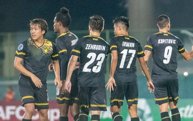 包含新加坡球队后防铁桶阵容,稳定战局的词条 包含新加坡球队后防铁桶阵容,稳定战局的词条