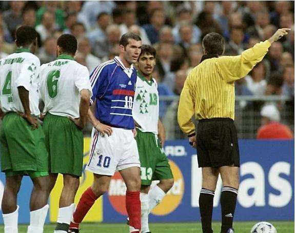 包含泰国球队客场对决沙特豪强,谁能笑到最后?的词条 包含泰国球队客场对决沙特豪强,谁能笑到最后?的词条