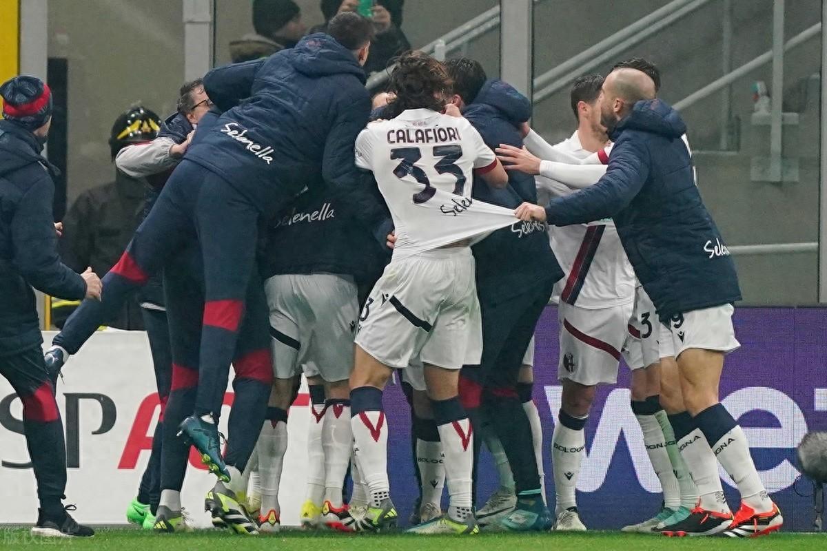 AC米兰客场惨败,积分差距扩大的简单介绍 AC米兰客场惨败,积分差距扩大的简单介绍