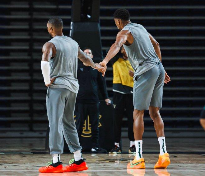 关于巨星对决：詹姆斯vs字母哥，湖人战胜雄鹿的信息