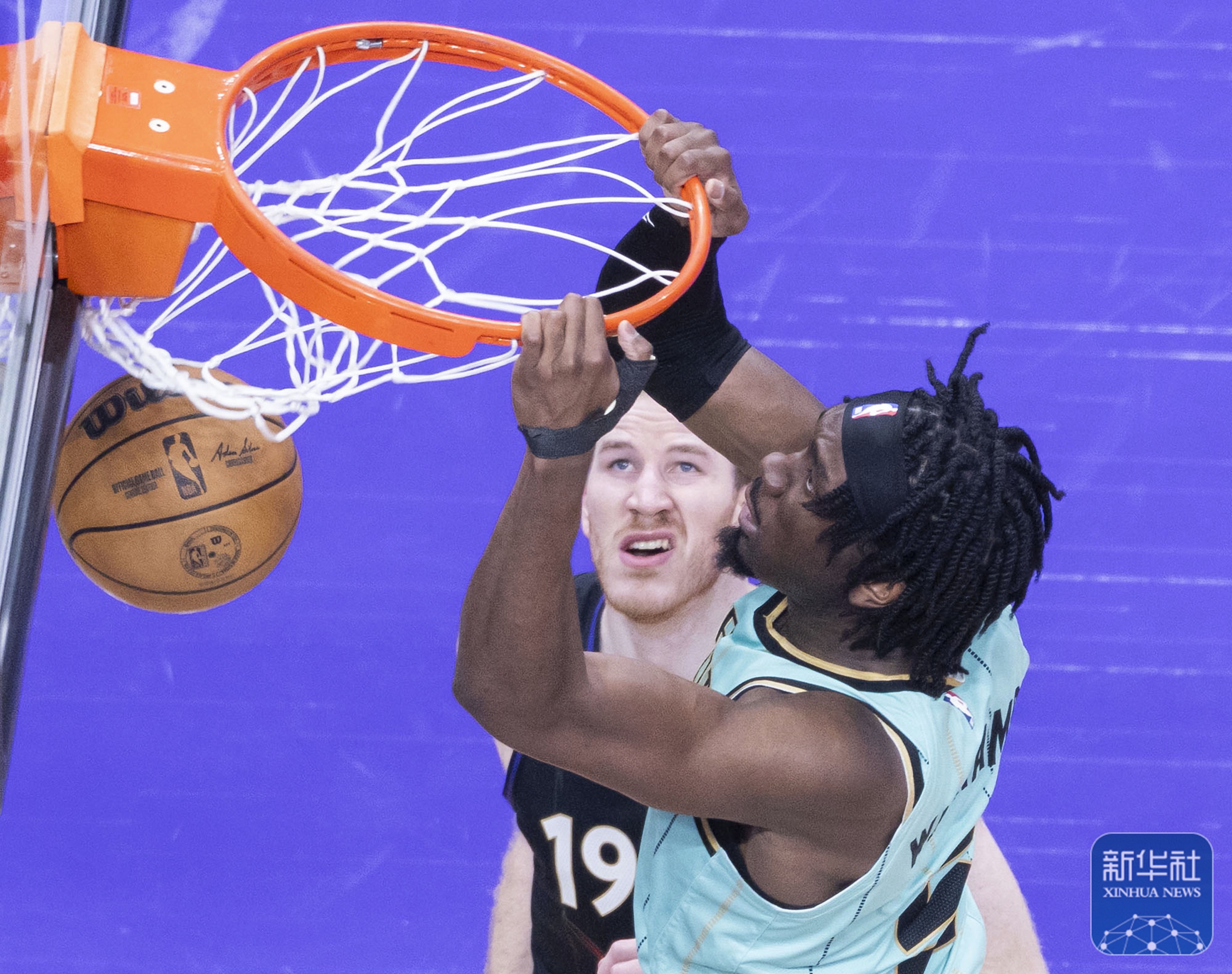 猛龙击败公牛，反弹成功